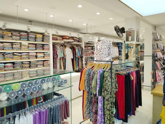 Ammann textiles & Readymades